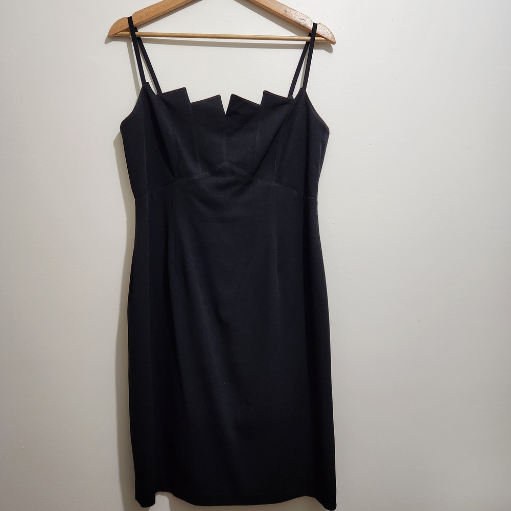 Elegant Black Women's Cocktail Dress